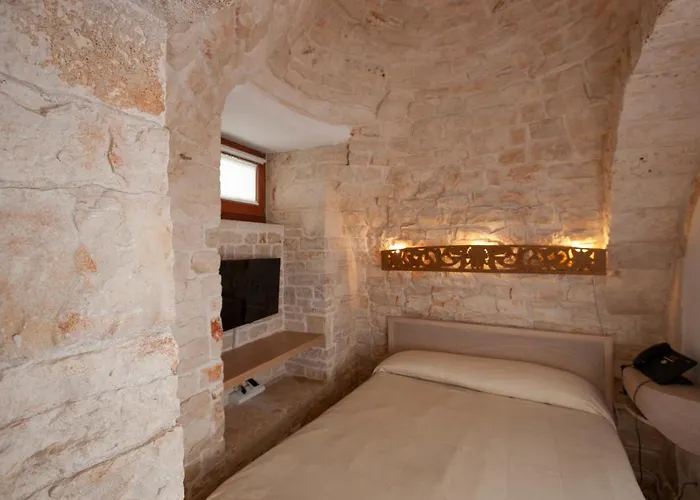 Le Alcove-Luxury Nei TrulliHotel Stelle